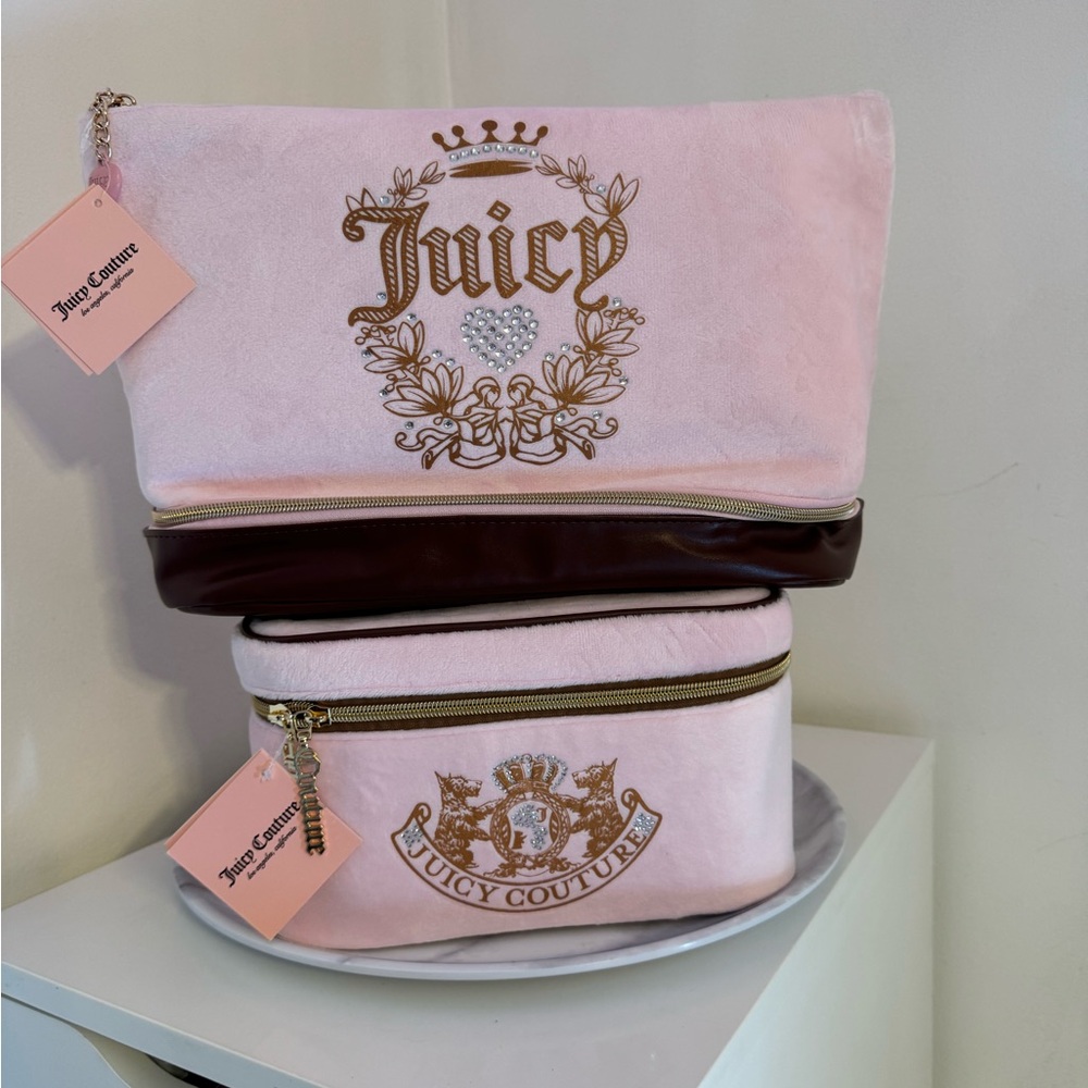 Juicy Couture Pink Makeup & Toiletries Travel Bag Set NWT